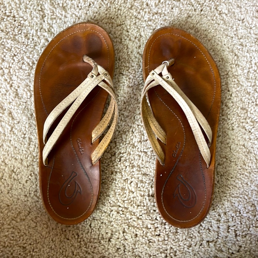 Olukai Leather Sandals. Size 7.